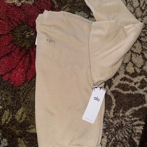 Accolade Crew Neck Pullover